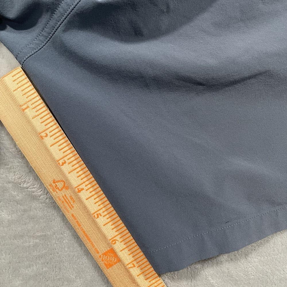 Free Fly Shorts Mens 34 Gray Golf Performance Stretch Casual Outdoors - Picture 6 of 7